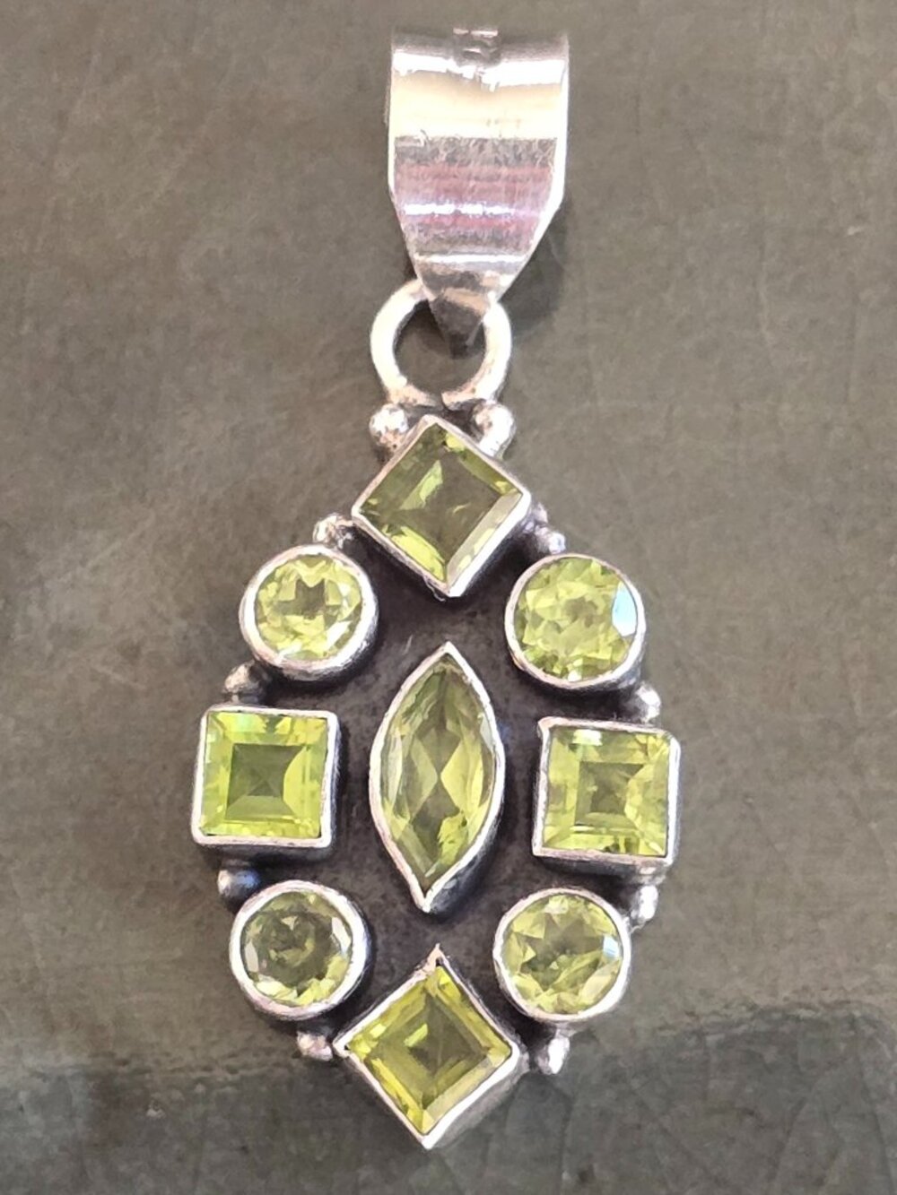 Vintage 925 Sterling Silver Peridot Pendant